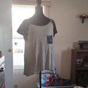 Gray Star-Patterned Women's Top